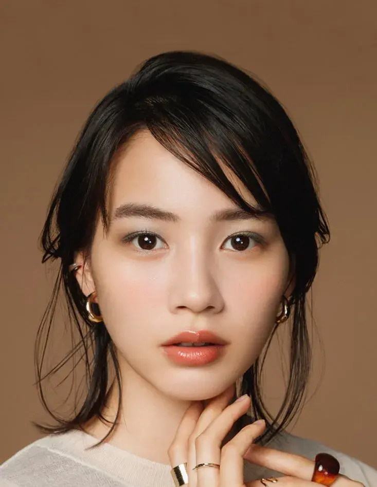 بیوگرافی Nounen Rena 