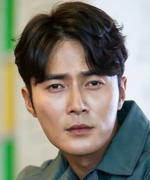 بیوگرافی Jo Dong Hyuk