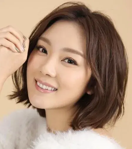 بیوگرافی Yu Xin He