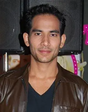 بیوگرافی Na Songkhla Chalad