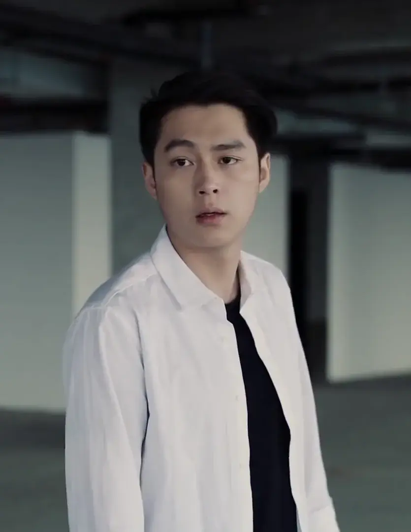 بیوگرافی Yang Chen