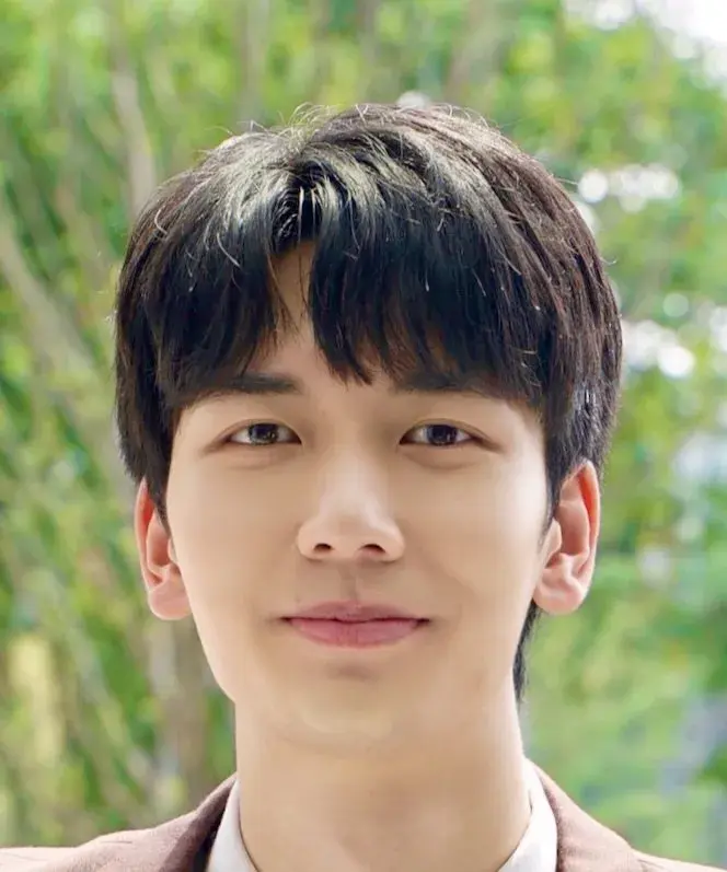 بیوگرافی Gou Zhong Bin