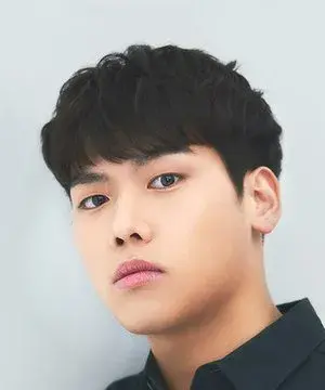 بیوگرافی Nam Hyun Woo