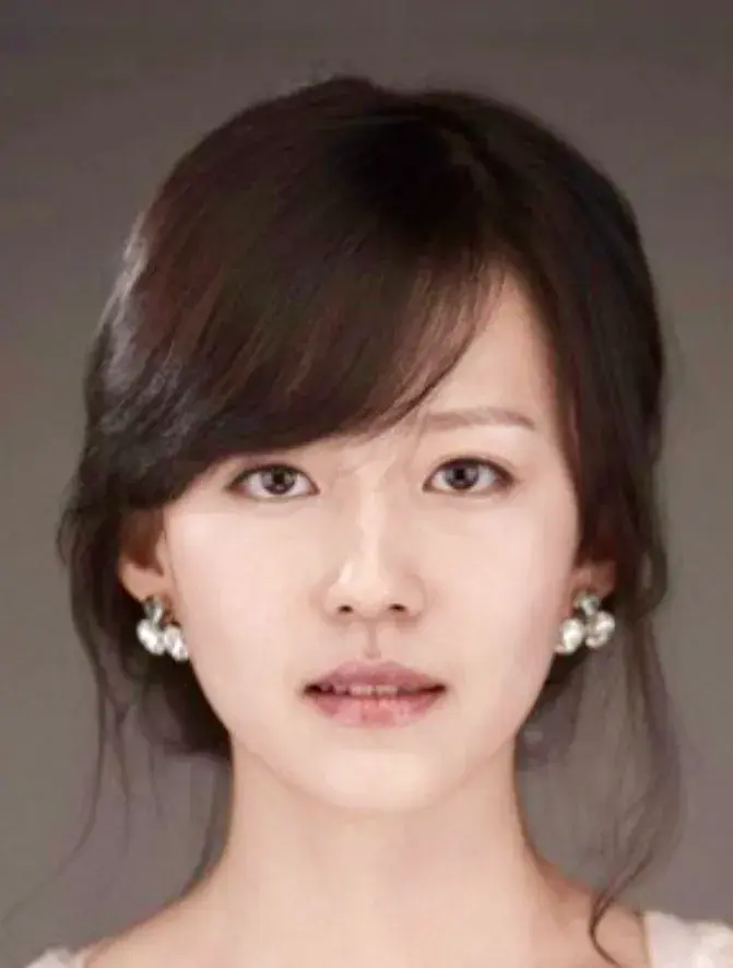 بیوگرافی Lee So Yun