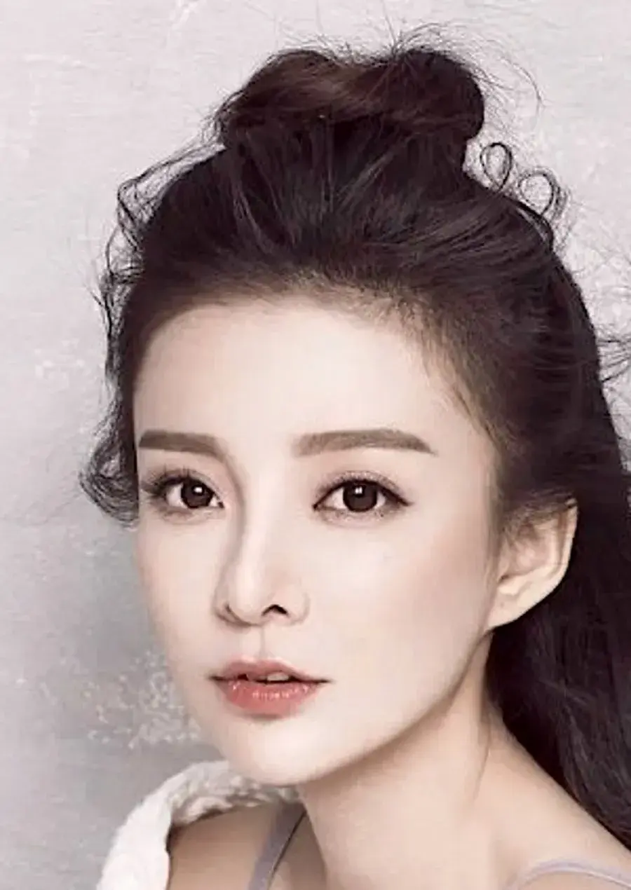 بیوگرافی Chen Ruo Xi