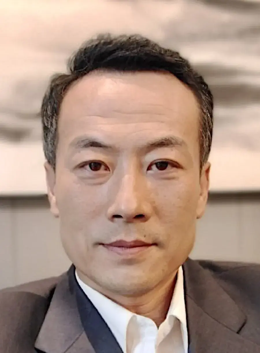 بیوگرافی Yang Jun Bai