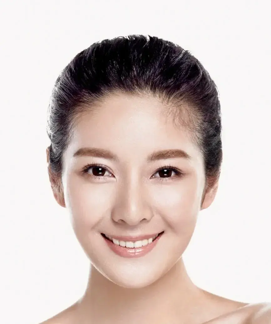 بیوگرافی Li Ya Wen