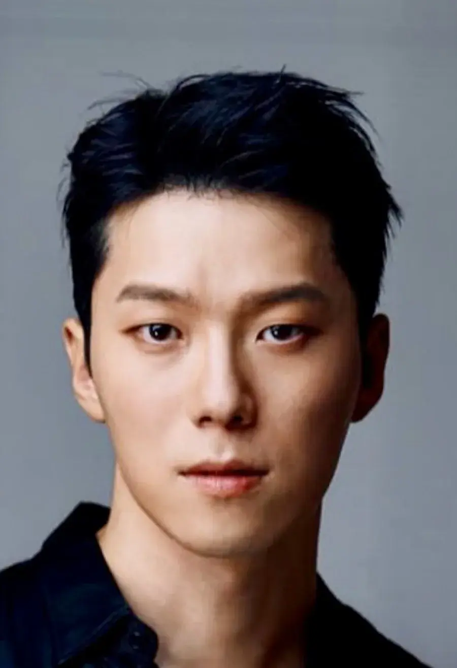 بیوگرافی Moon Jin Seung