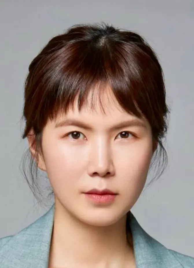 بیوگرافی Kim Min Jung