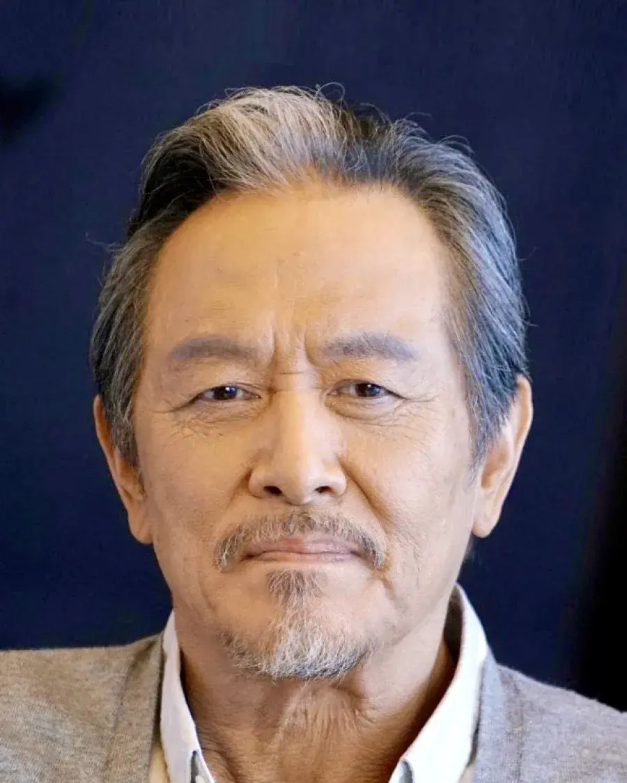 بیوگرافی Zhang Guo Zhu