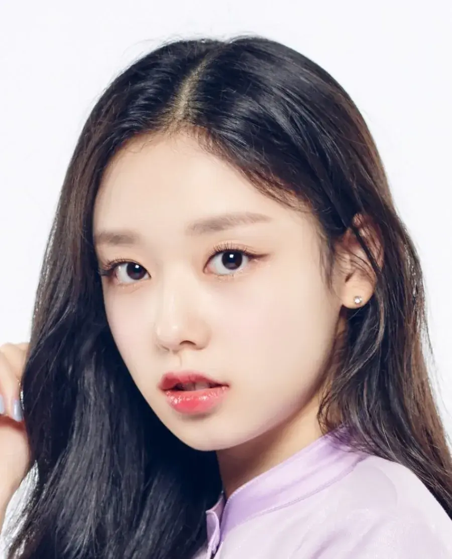 بیوگرافی Kim Do Ah