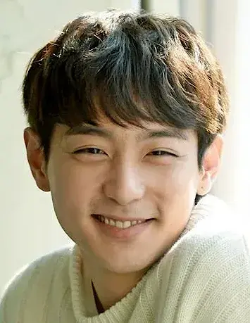 بیوگرافی Kim Hyun Woo
