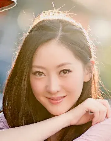 بیوگرافی Cao Xin Yue