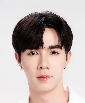 بیوگرافی Panich Pruk