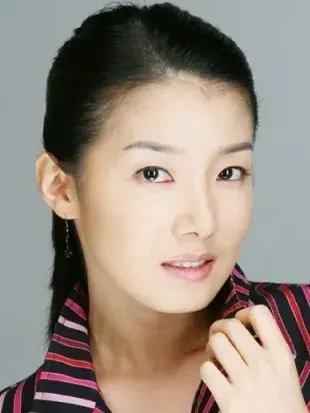 بیوگرافی Yoon Ji Sook