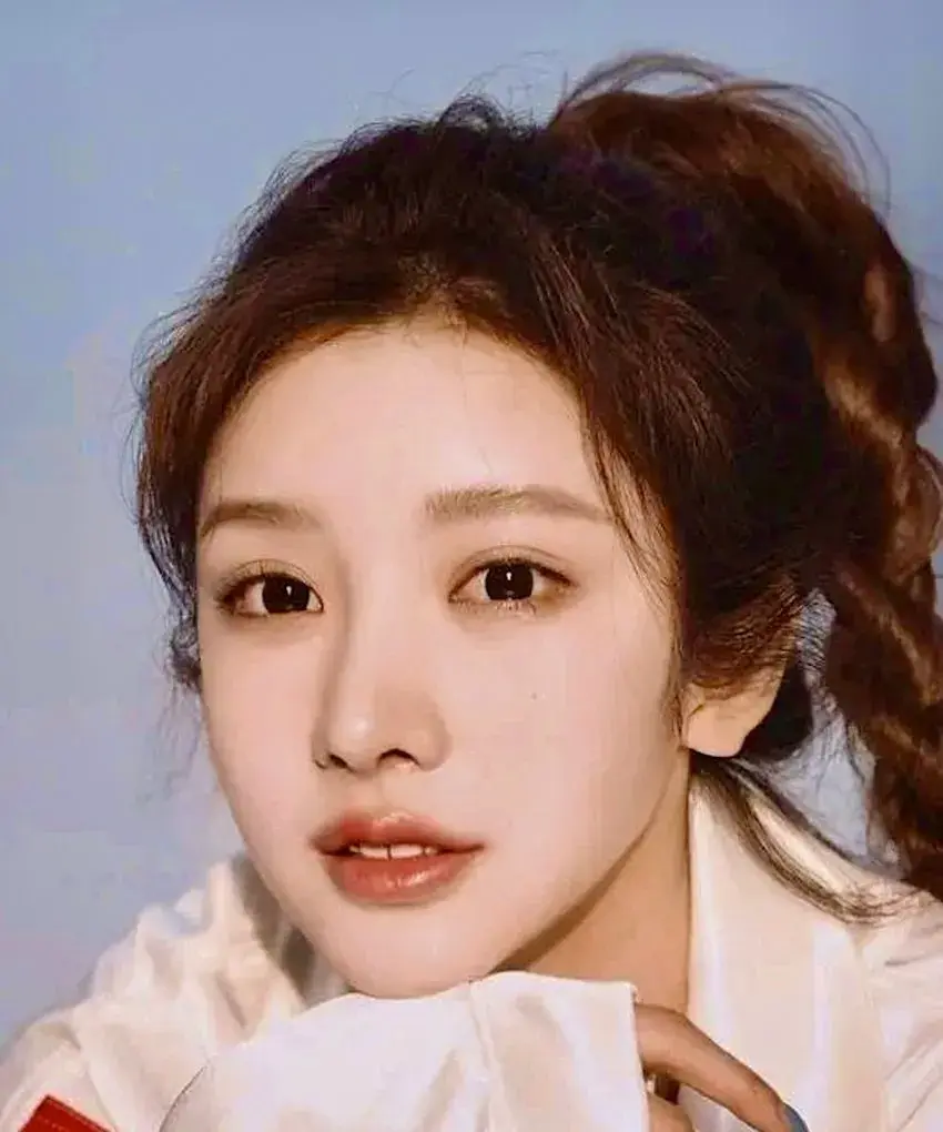 بیوگرافی Dai Yan Ni