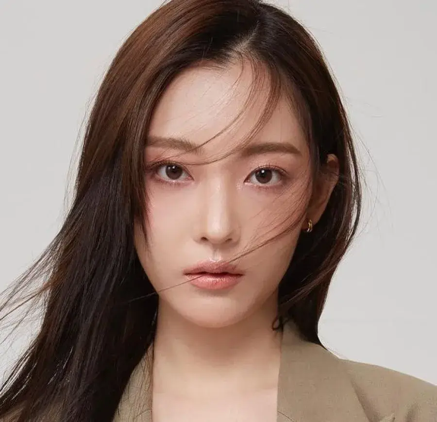 بیوگرافی Yang Seo Hyun