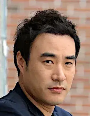 بیوگرافی Bae Sung Woo