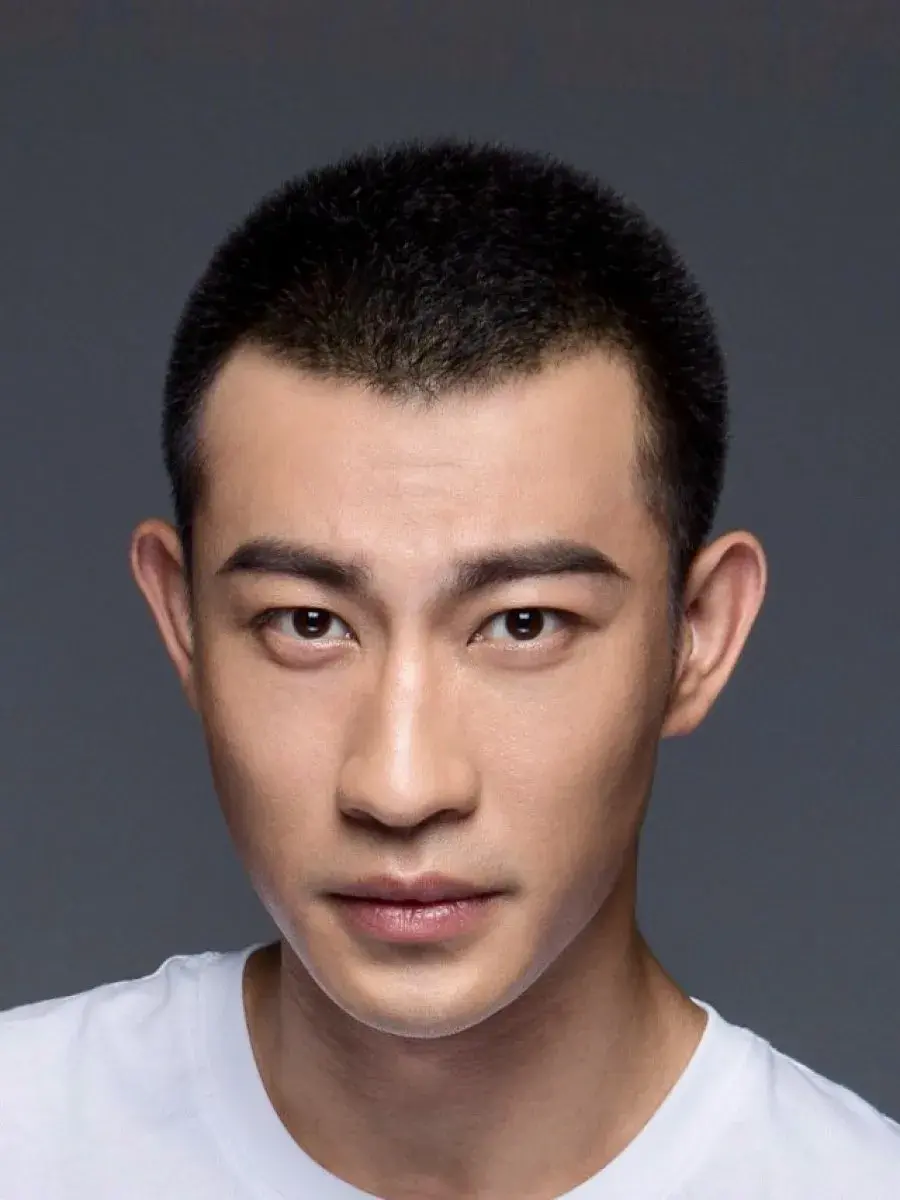 بیوگرافی Zhao Lei