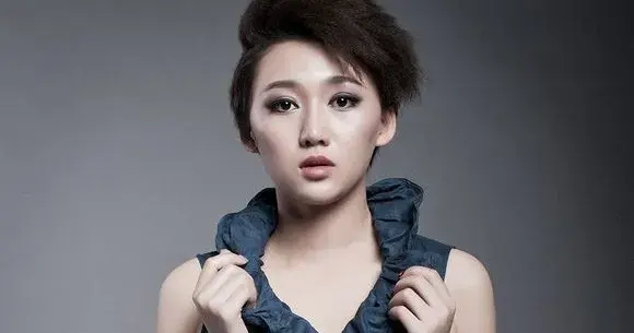 بیوگرافی Liu Qian Wen
