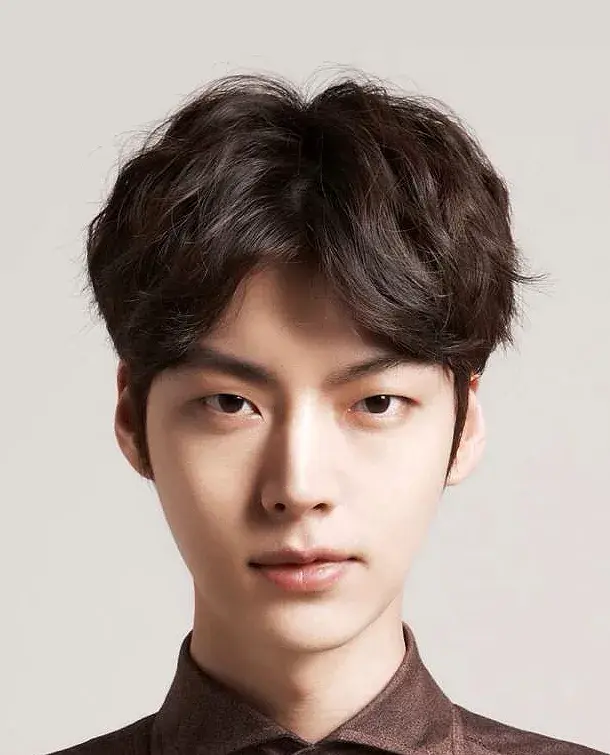 بیوگرافی Ahn Jae Hyun