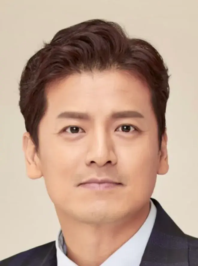 بیوگرافی Lee Do Yup