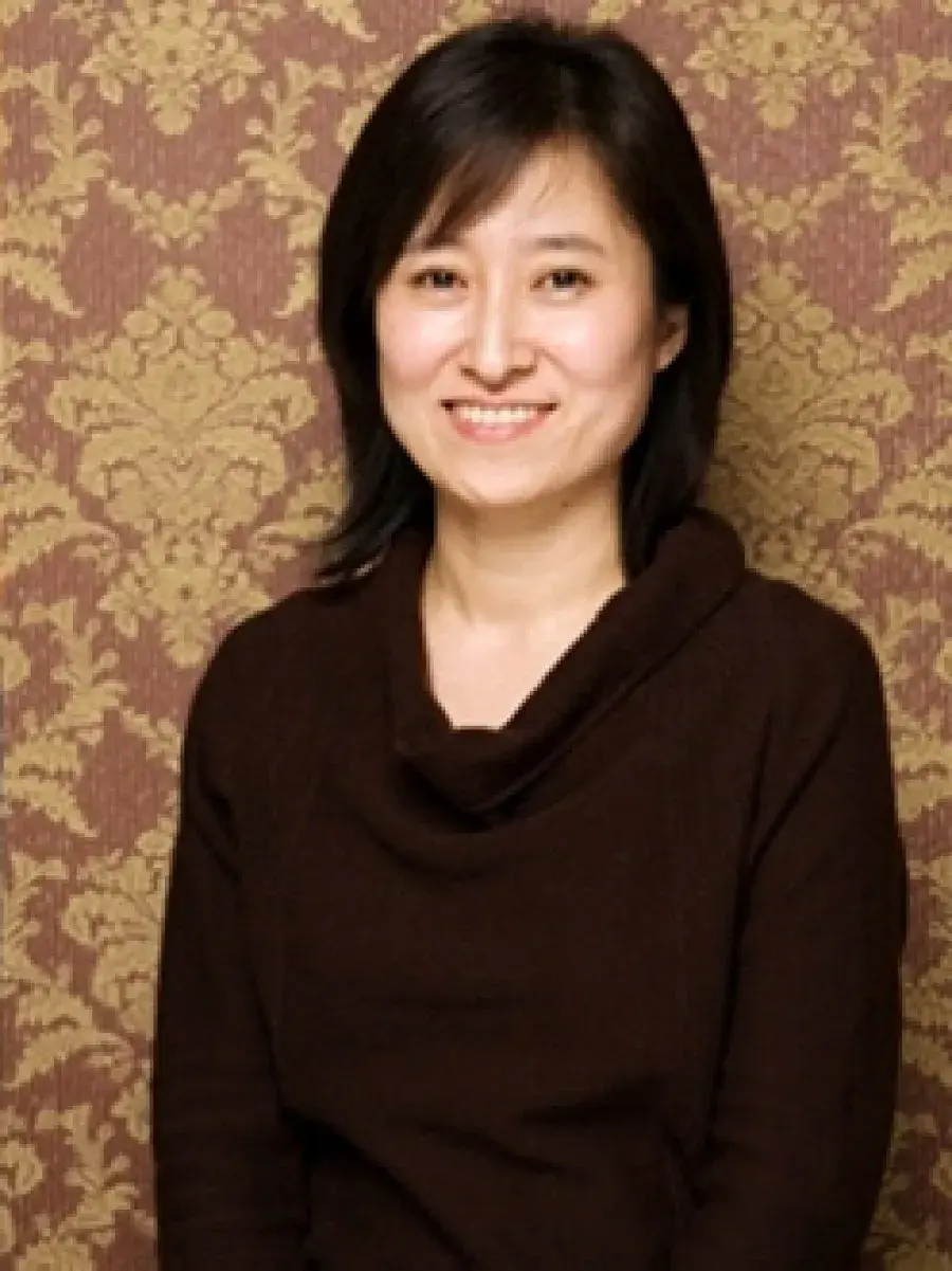 بیوگرافی Kim Ji Woo