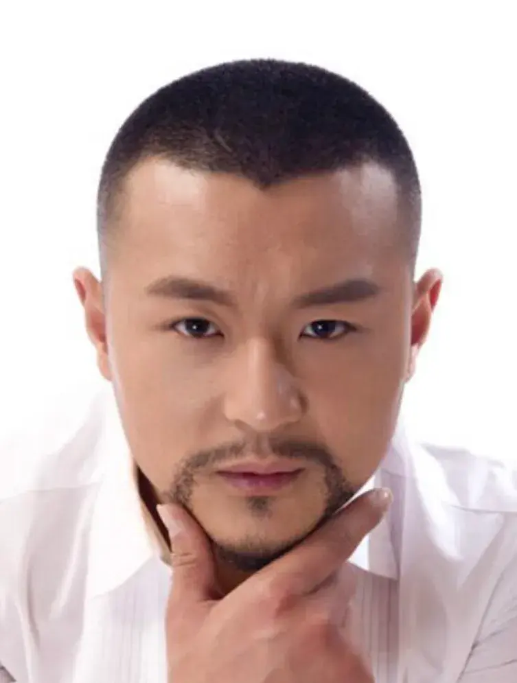 بیوگرافی Zhang Jun Yi