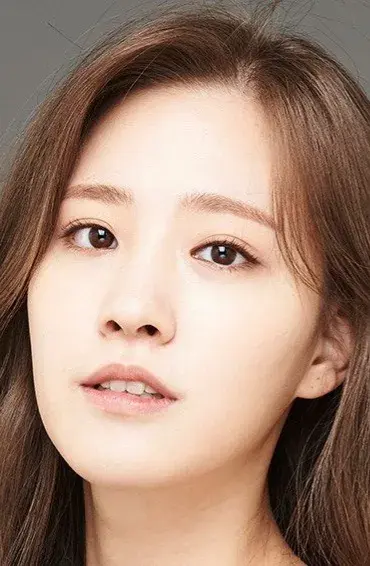 بیوگرافی Kim Soo Kyung