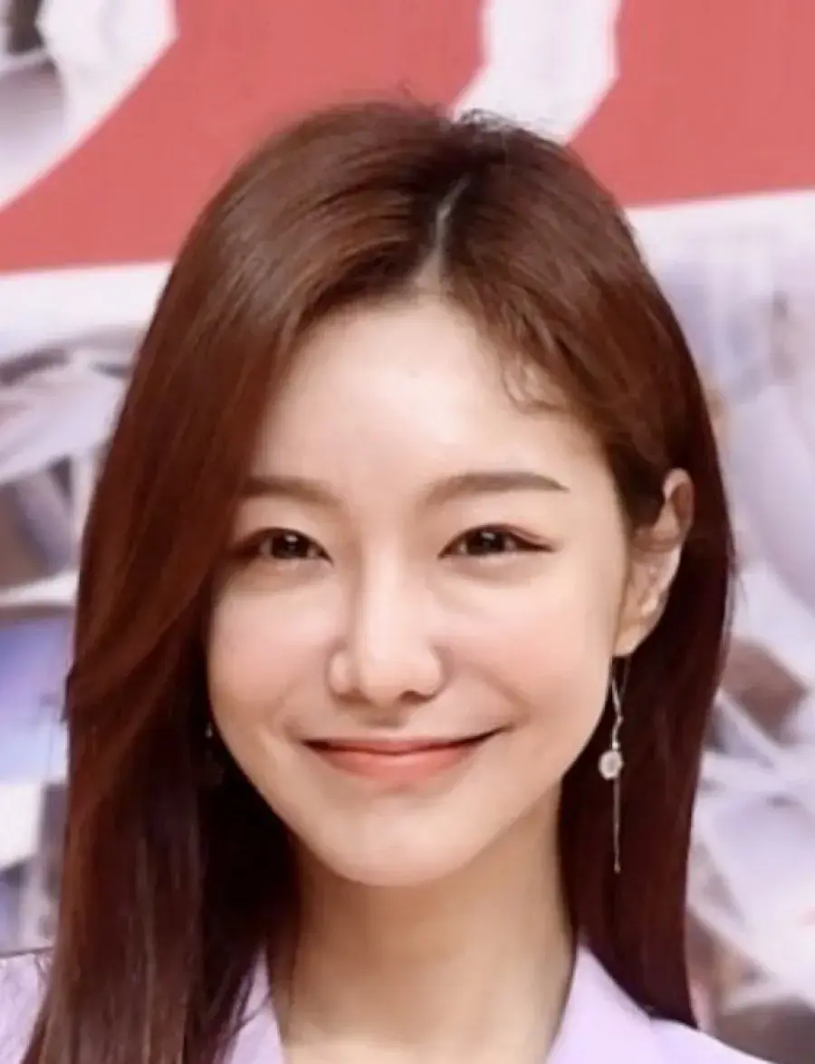 بیوگرافی Shin So Yool