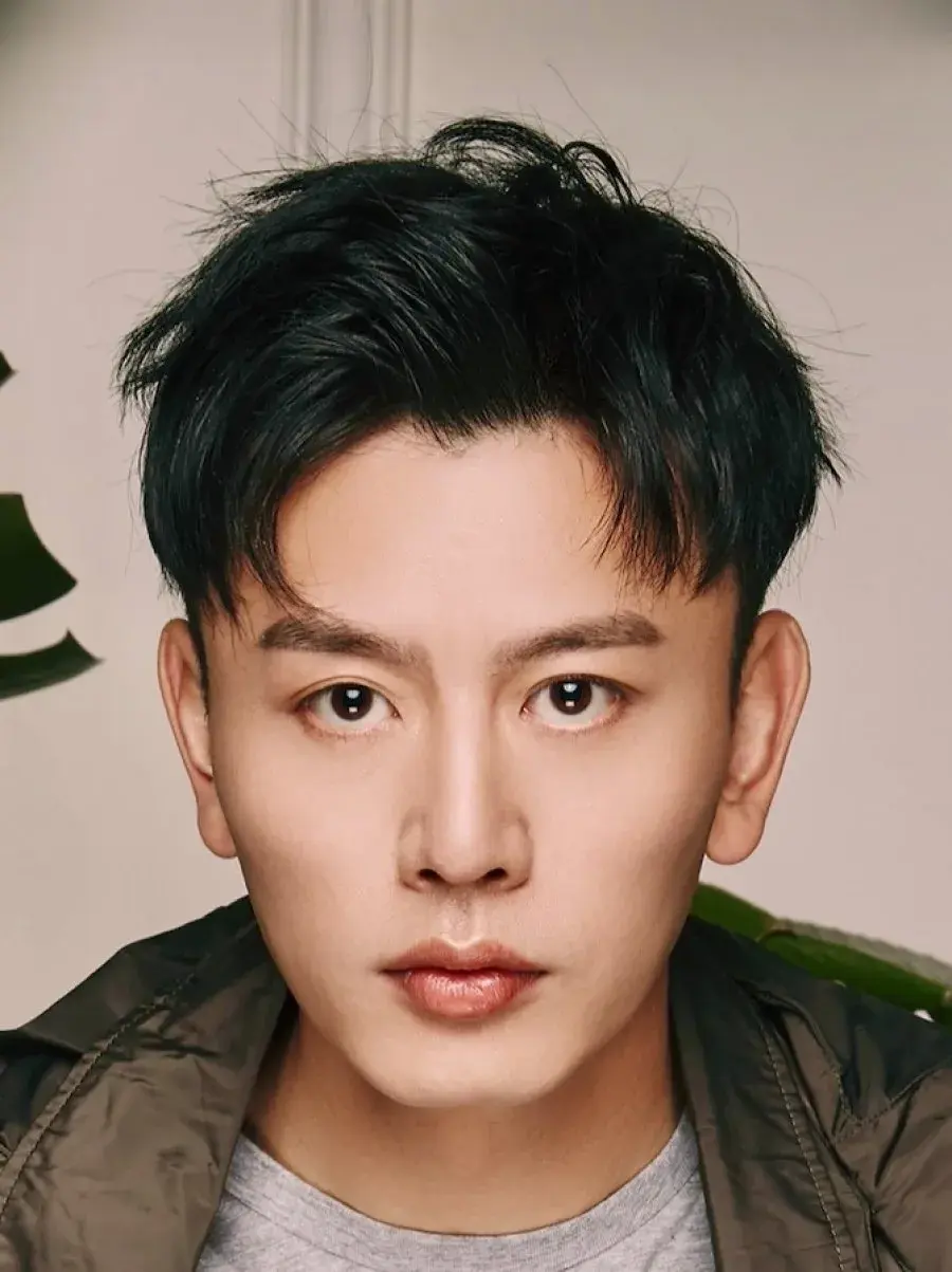 بیوگرافی Jiang Jian