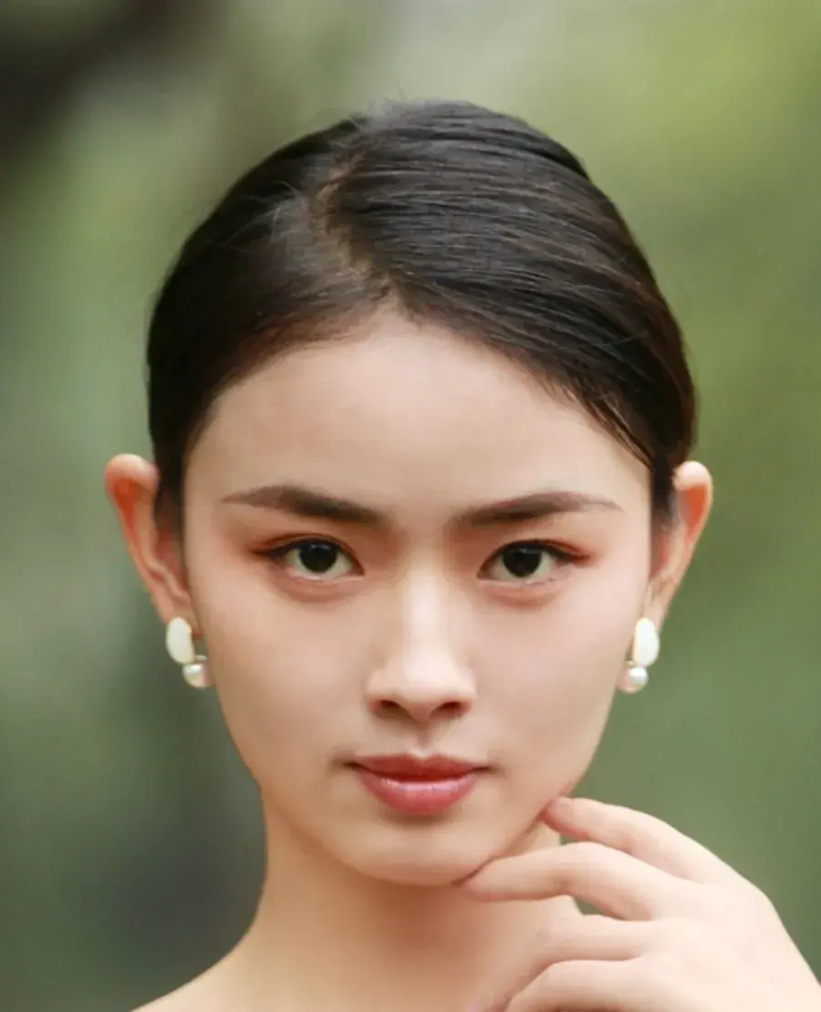 بیوگرافی Cha Yi