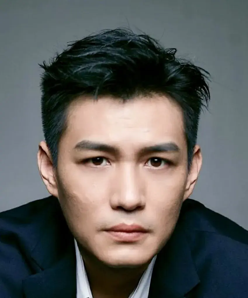 بیوگرافی Wang Yu