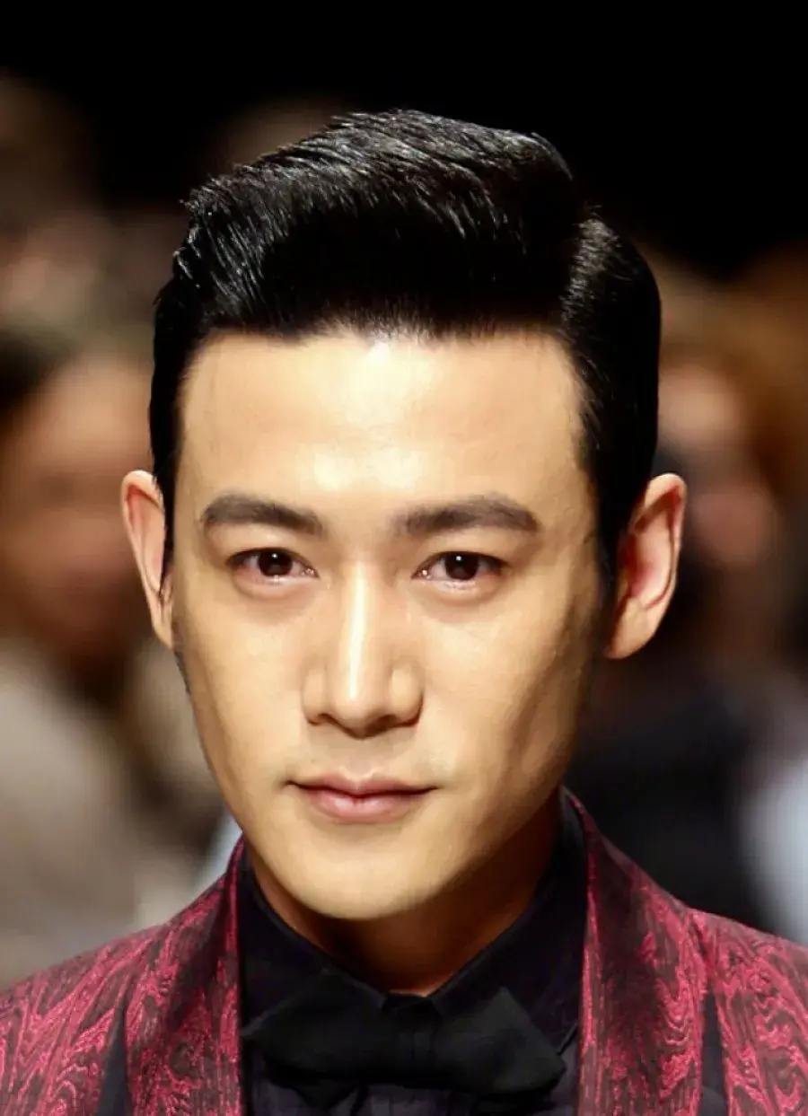 بیوگرافی Lu Yi