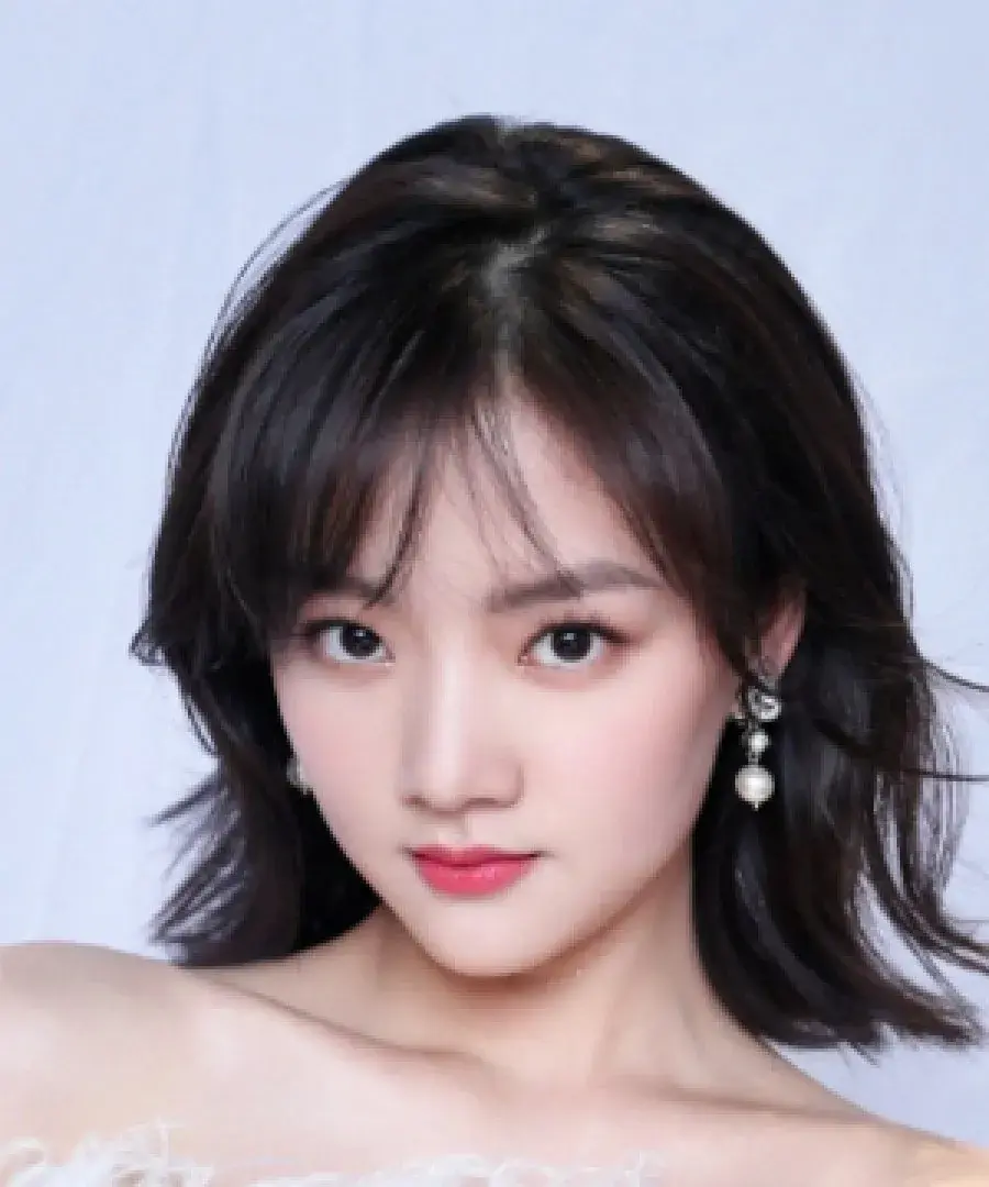 بیوگرافی Ren Min