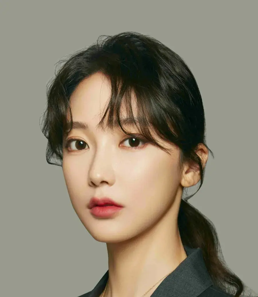 بیوگرافی Wang Meng Li