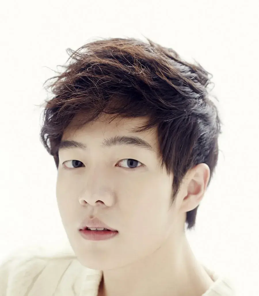 بیوگرافی Son Seung Won