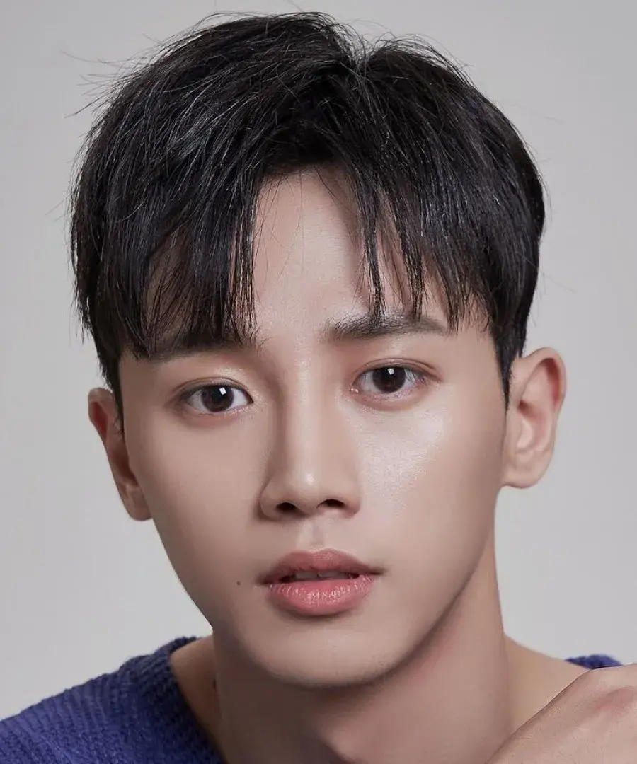 بیوگرافی Song Byeong Geun
