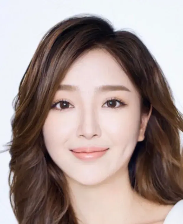 بیوگرافی Yin Ye Zi