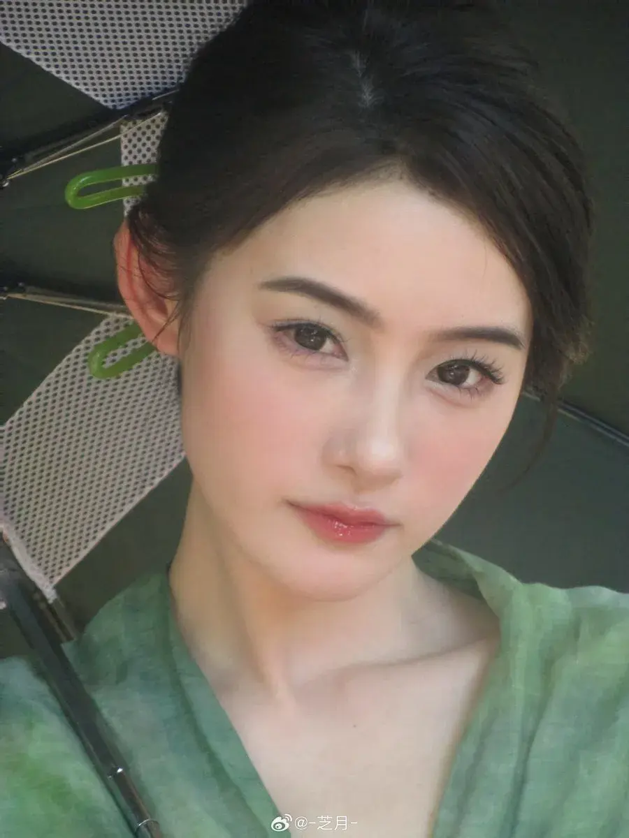 بیوگرافی Zhi Yue