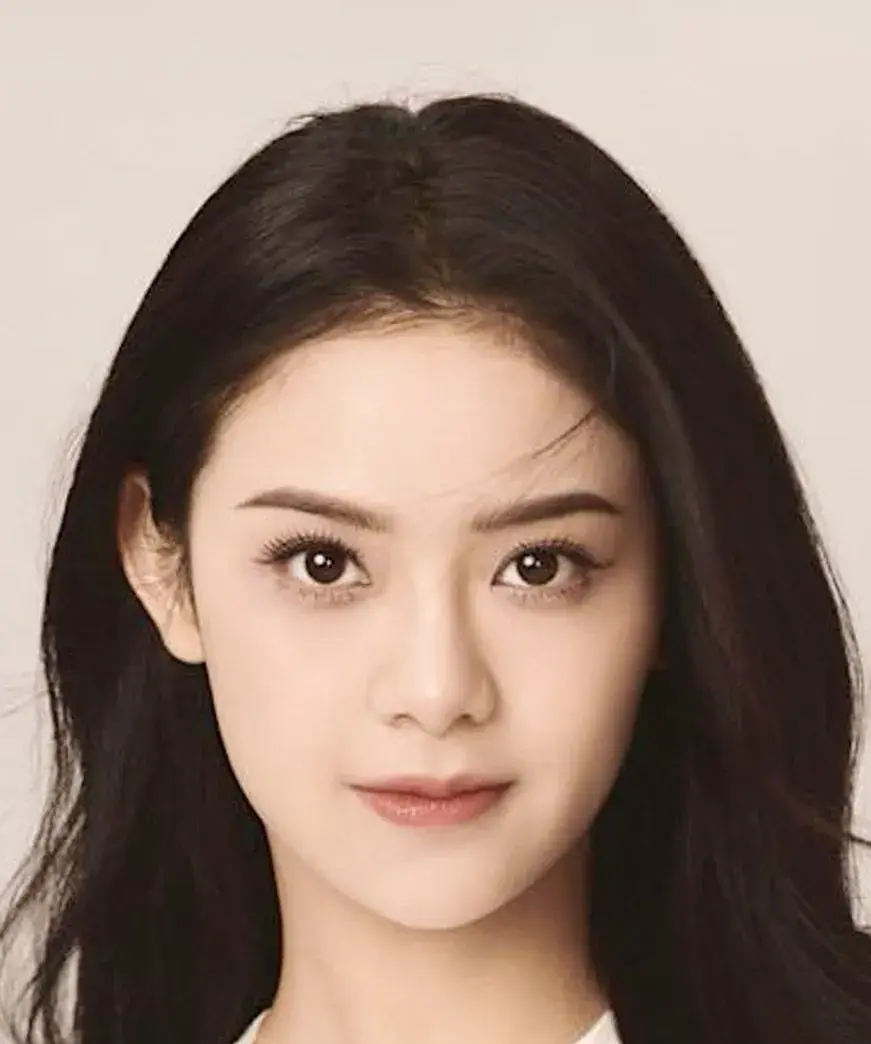 بیوگرافی Qiu Jia Qi