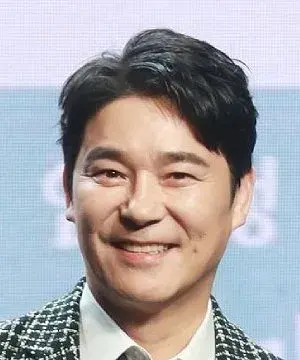 بیوگرافی Im Chang Jung