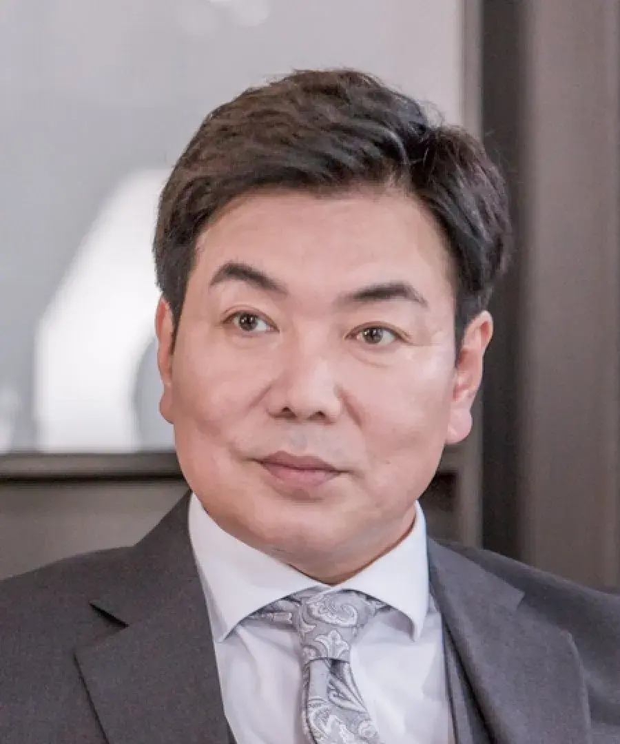 بیوگرافی Kim  Il Woo