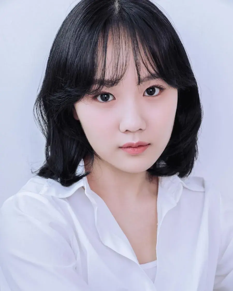 بیوگرافی Kim Bo Young