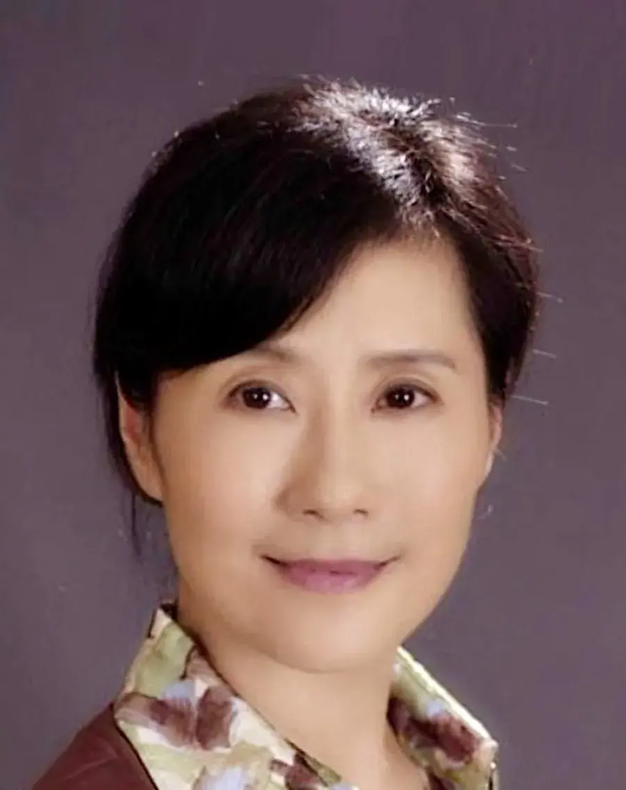 بیوگرافی Zhu Wei Wei
