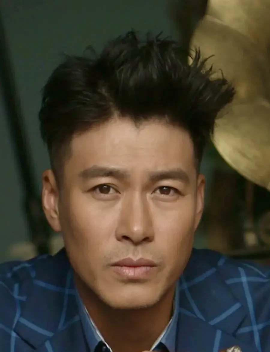بیوگرافی Sun Wei