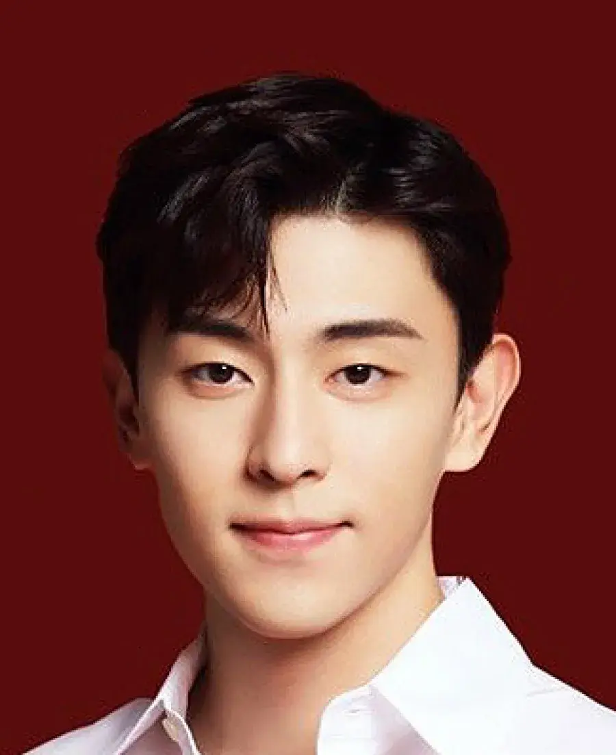 بیوگرافی Deng Lun