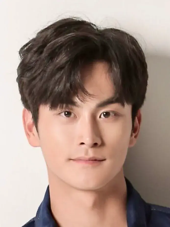 بیوگرافی Choi Joo Won