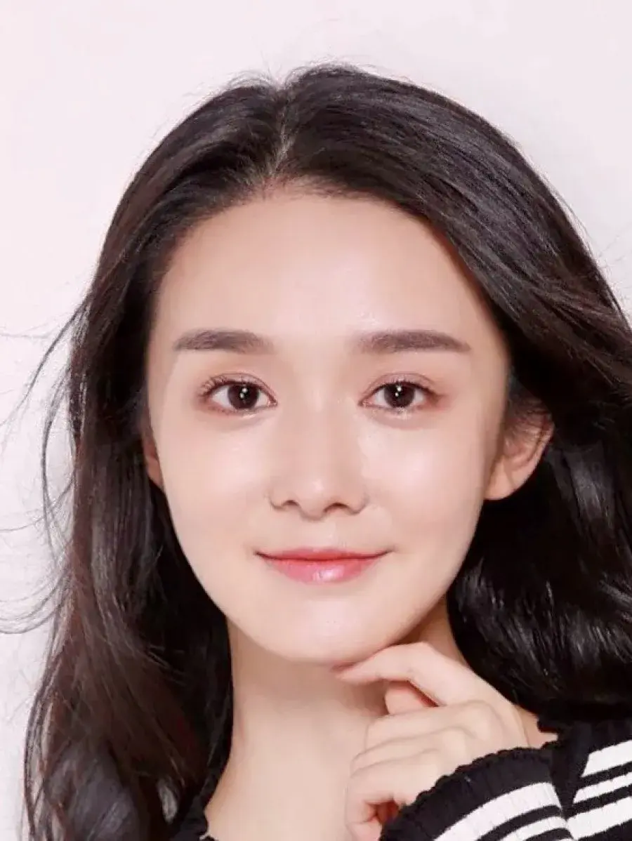 بیوگرافی Yu Zi Xuan