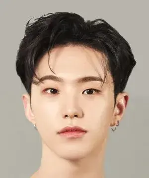 بیوگرافی Kwon Soon Young